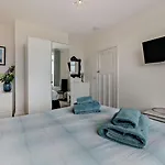 2 Bed In Filey Oc-77711 * Hunmanby