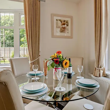 2 Bed In Filey 77711 Apartment Hunmanby